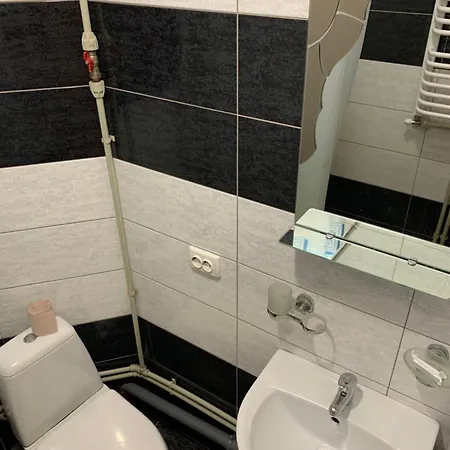 Novoe Shale * ヤブルニツァ