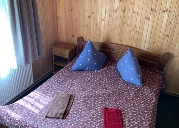 Novoe Shale Yablunytsya